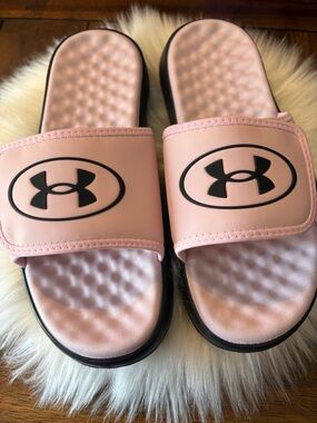 Under Armour Light Pink Ignite Pro 8 Logo Slide Sandals